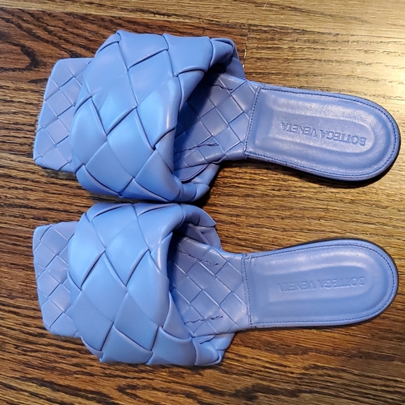 Bottega Veneta Shoes - Bottega Veneta Lido Flat Sandals - Size 38 (US 8) NWOT